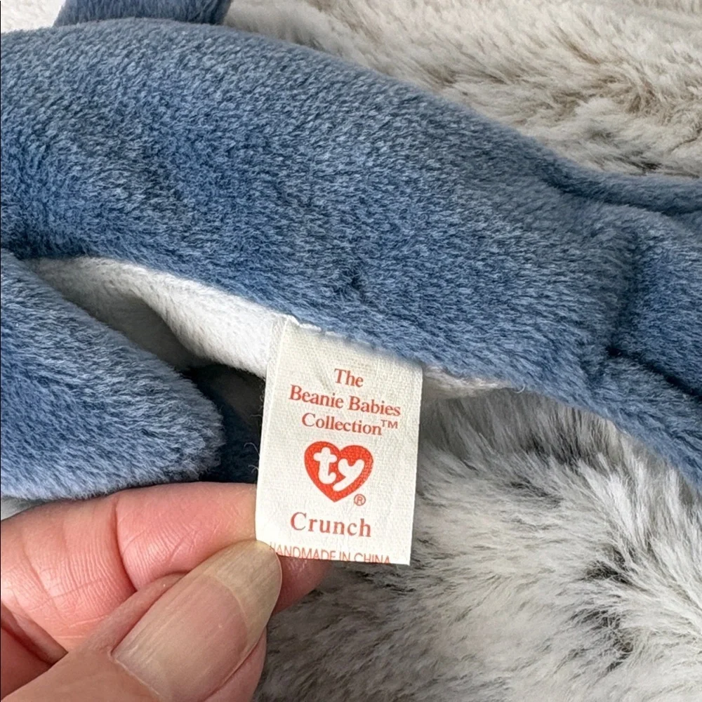 Ty Original Beanie Baby Crunch the Shark 1996